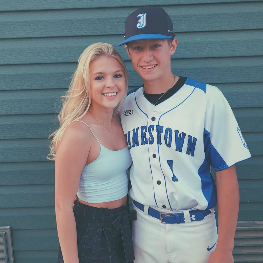 Meet your Posher, Dawson